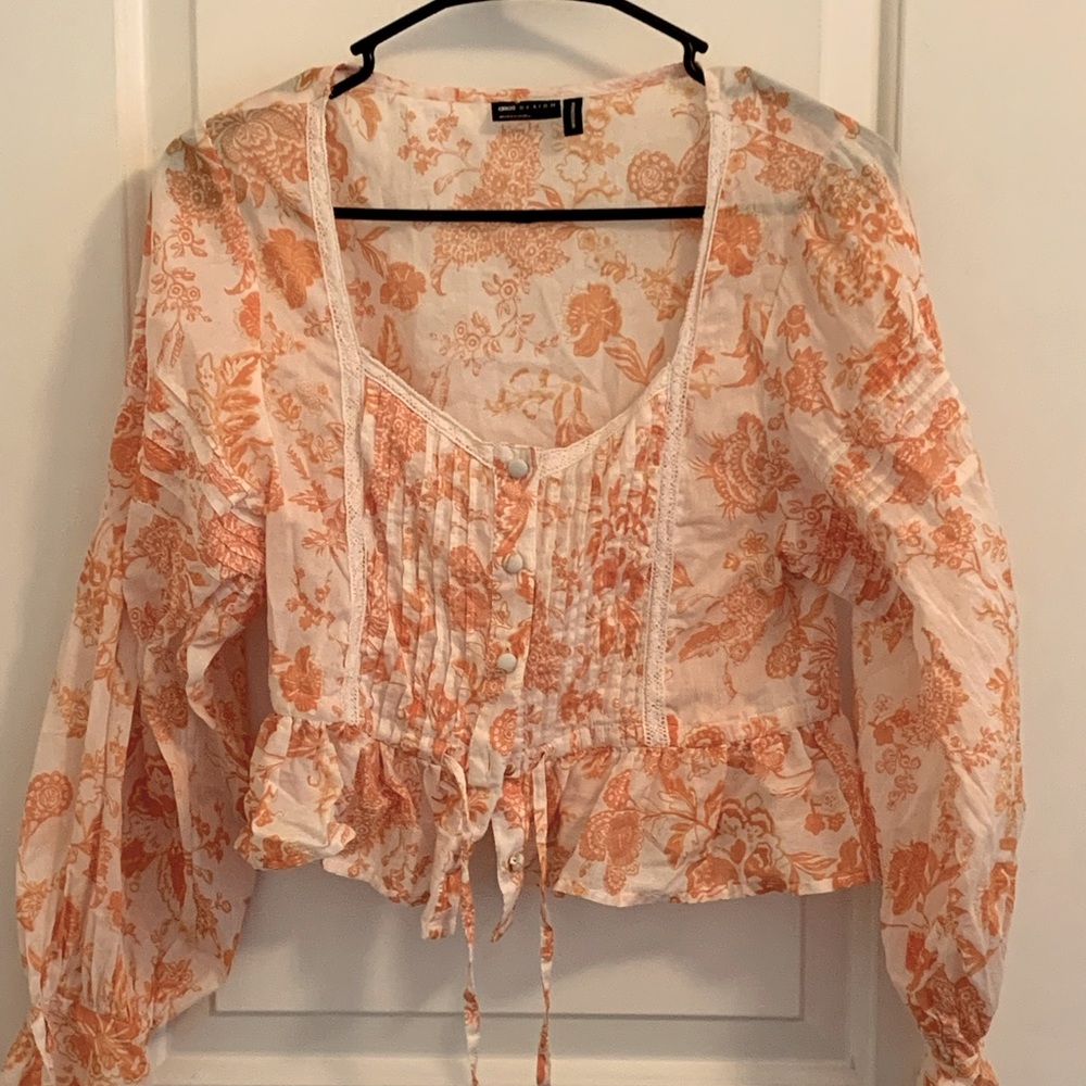 ASOS Long Sleeve Flower Crop Size 4